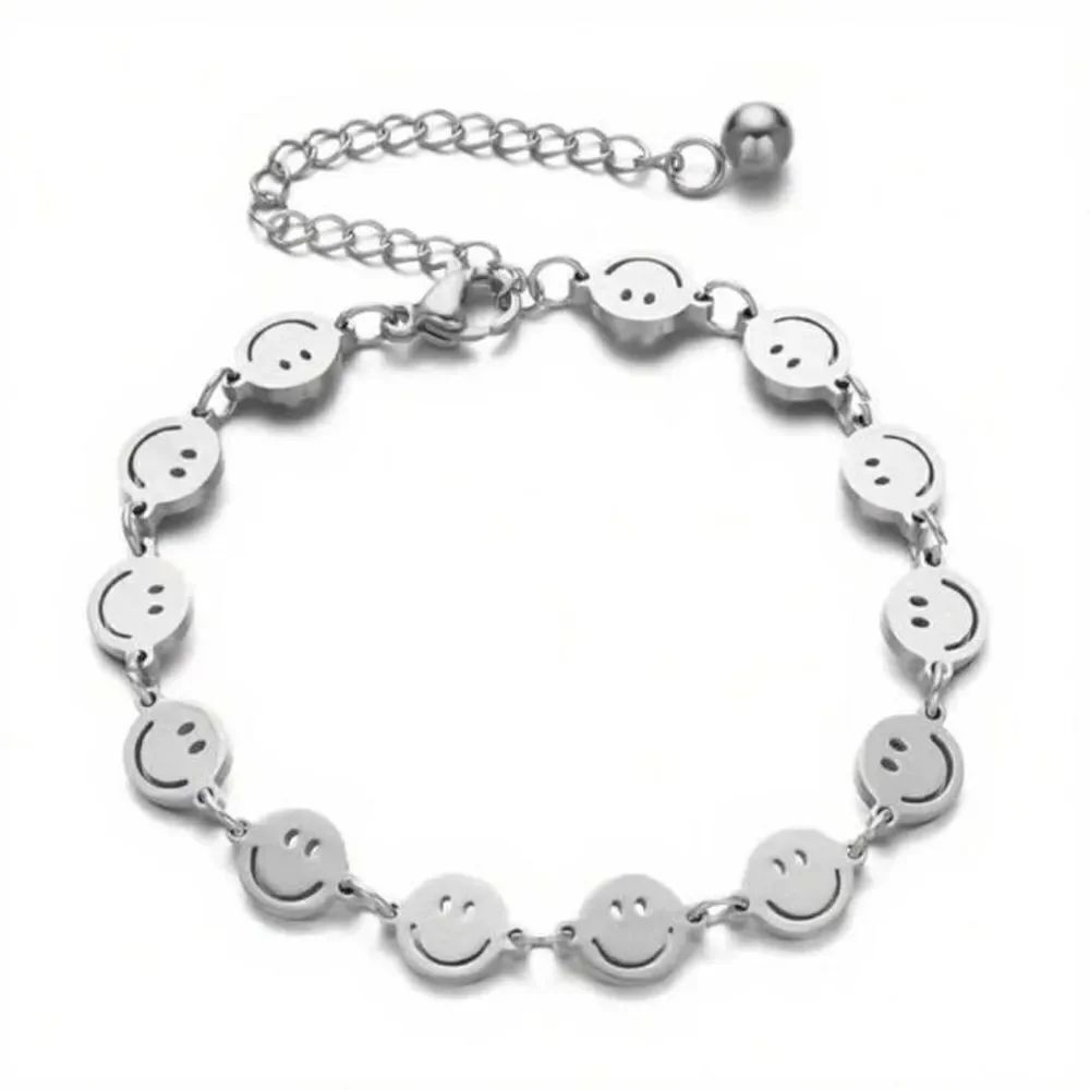Smiley Face Bracelet N1343